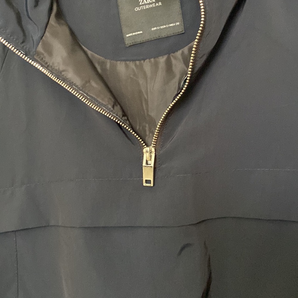 ZARA Rain Hooded Jacket Very Soft lightweight Size S
